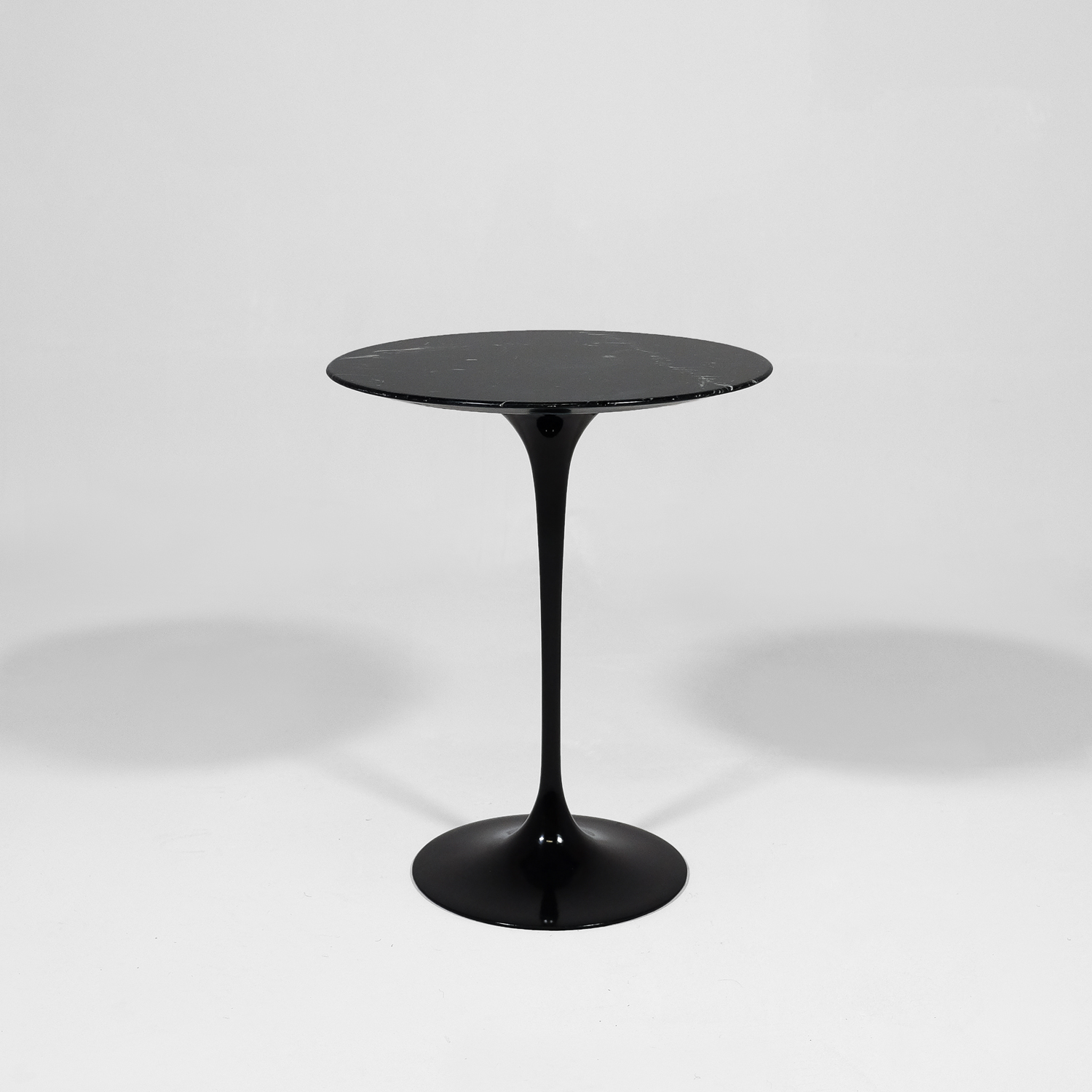 Saarinen Pedestal Beistelltisch