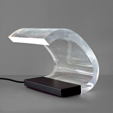 colombo-acrylic-lamp-1