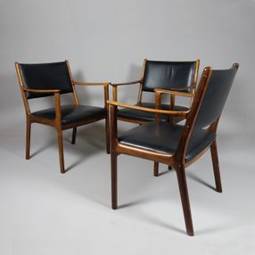 3 Ole Wanscher Chairs